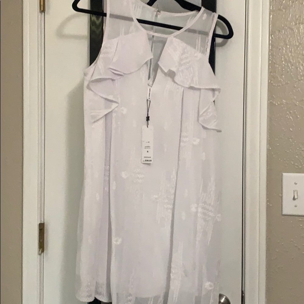 BCBG XS white dress